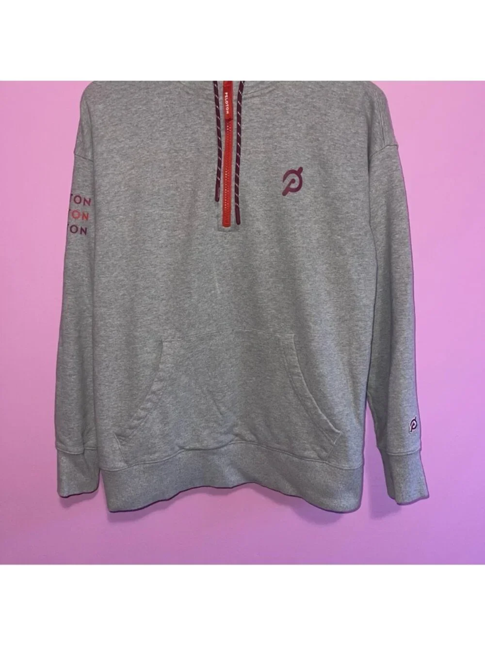 Peloton Grey‎ Half-Zip Hoodie Sweatshirt Men’s Small Kangaroo Pocket Logo